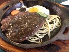 -皇品世家牛排(七一路店)