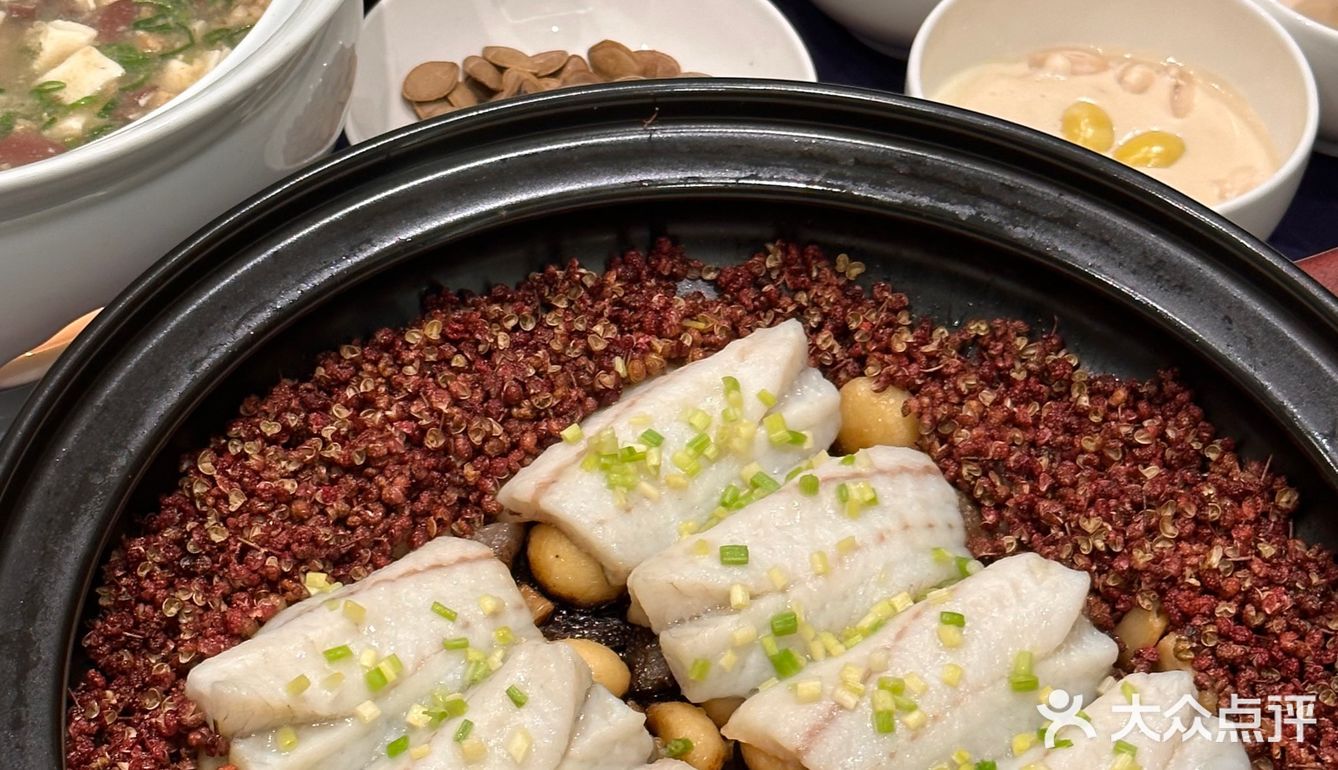过年宴请都来这‼️花小钱吃黑二代餐厅！！