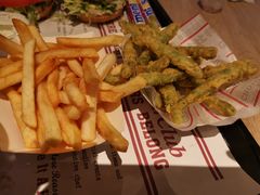 -The Habit Burger Grill 哈比特汉堡(爱琴海店)