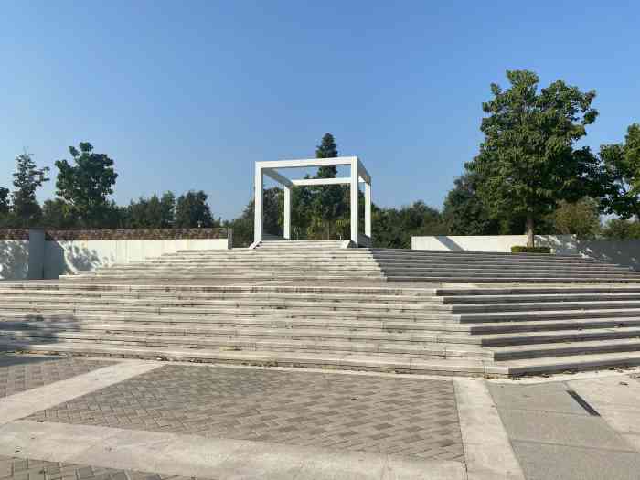 五里桥公园-"五里桥公园距离北京像素想去很近.位于朝阳.