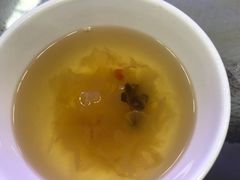 -渝之汇牛肉豌杂面