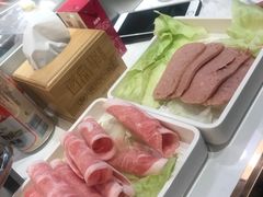 -百品聚旋转火锅(号外店)