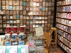 -猫的天空之城概念书店(苏州平江店)