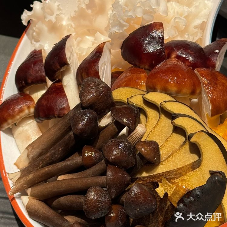成都跨年就来这吃火锅了！！太有氛围感！！