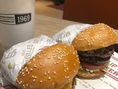 火烤双层牛肉特堡-The Habit Burger Grill 哈比特汉堡(爱琴海店)