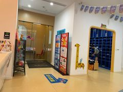 -戊辰亲子游泳俱乐部