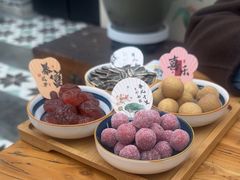 -两棵枇杷树
