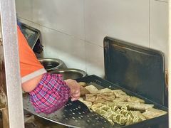 -洲心明记烧肉大粥(总店)