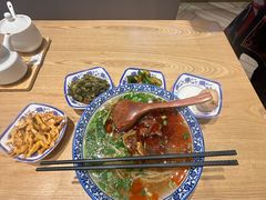 -舌尖尖·兰州牛肉面(浦东机场店)