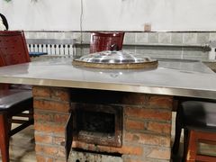 -粘豆包柴火铁锅炖