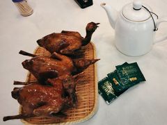 -五谷芳乳鸽王(梅沙老店)