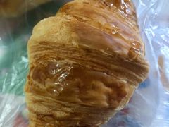 Mini羊角-Dough&Joe团憩(瑞虹天地月亮湾店)