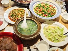 -嫩芽 ·地道重庆菜(十八梯露台夜景店)