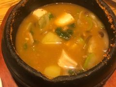 -百年石锅饭·朝鲜族传统民餐