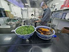 -陇上全荟兰州传统牛肉面(延吉路店)