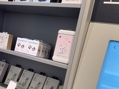 -Apple授权专营店(宝山万达店)