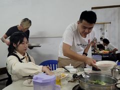 -章记正宗南岗鱼蛋火锅