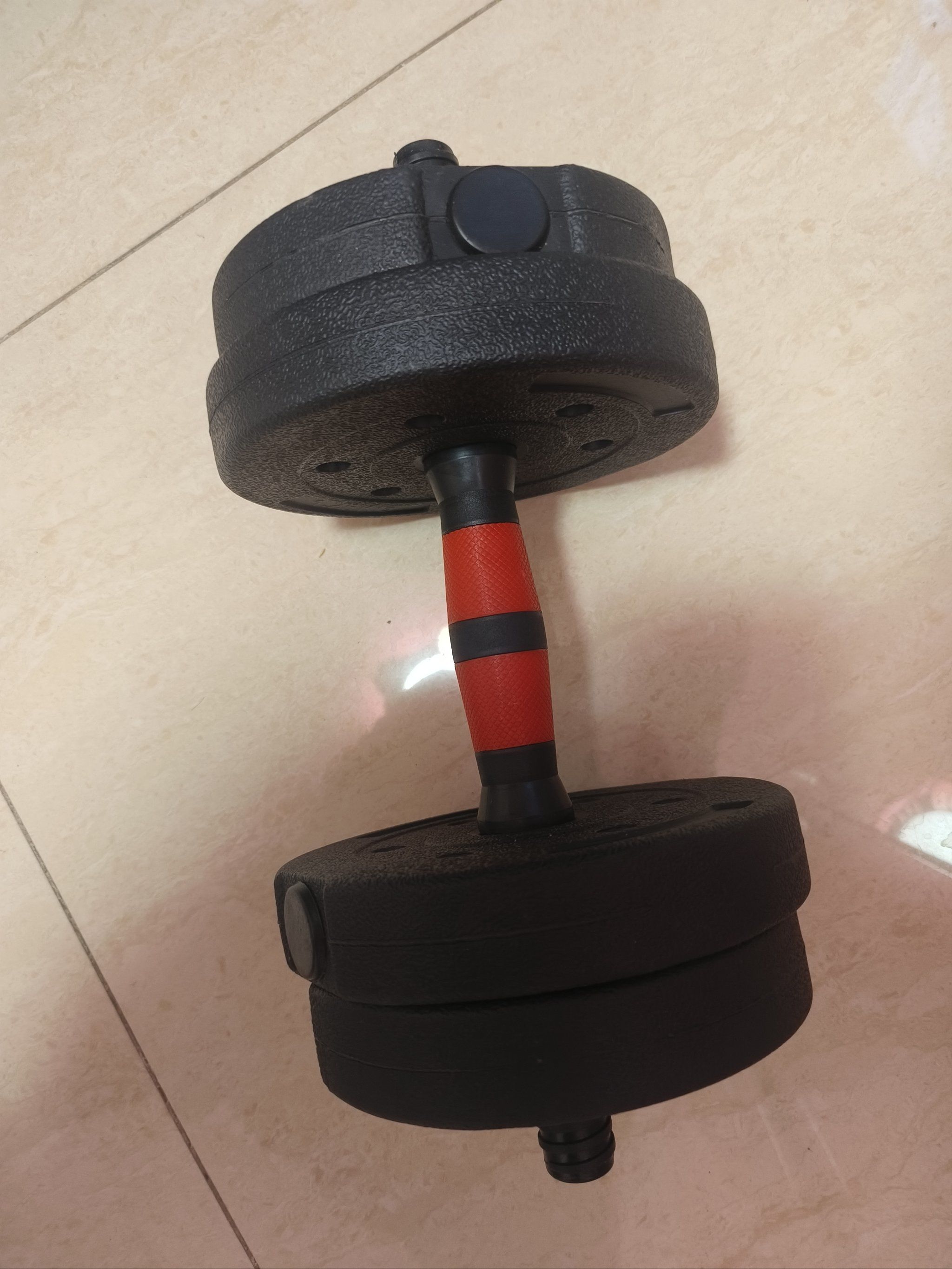 哑铃都说新手从10kg起步