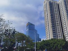 -珠海拱北口岸智选假日酒店