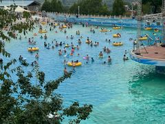 -白鹿温泉加勒比水上乐园