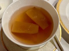 川贝苹果炖雪燕-唐阁(香港朗廷酒店)