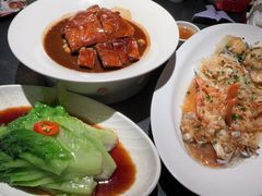 -蝴蝶里·粤菜·点心(滨江龙湖店)