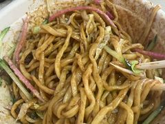 -黑八私房老北京炸酱面