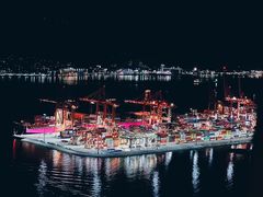 -Top Of Vancouver Revolving Restaurant