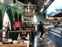大堂-圣罗巴海鲜自助(黑金店)