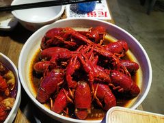 招牌十三香小龙虾-龙巢盱眙龙虾·牛蛙·烧烤宵夜(八卦岭店)
