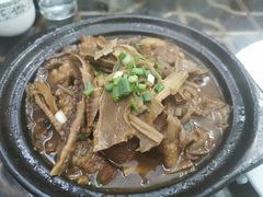 -临街徽菜馆·正宗黄山味