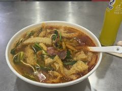 -易记皮肚面(明瓦廊店)