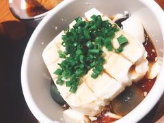 小皮蛋豆腐-渝是乎酸菜鱼(龙旗购物中心店)