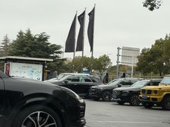 -奔驰上海利星(七宝店)