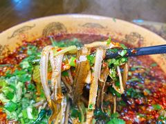 -乐山第一家临江鳝丝(茶坊路店)