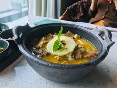 -半山腰·云南菜(侨福芳草地店)