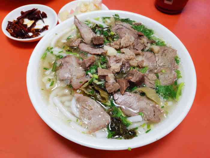 新添石记原汤牛肉粉