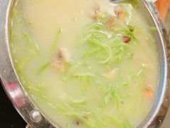 锅仔全贝萝卜丝-人民公社铁锅炖·东北菜(卫国道店)