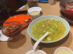 -渝信川菜 · 川味家常菜(财富购物中心店)