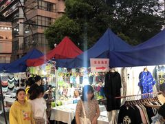 -吴山路夜市