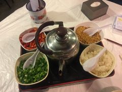 -鲜入围煮花胶鸡海鲜火锅