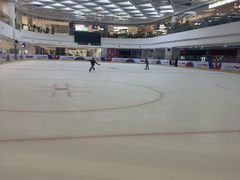 -全明星滑冰俱乐部(万象城店)