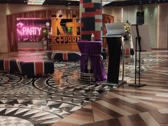 -K+全国连锁KTV(绿地缤纷天地店)