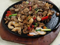 -标记美食新鲜猪杂(兴南大道店)