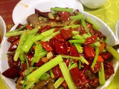 -独一佳老胡湘菜馆(矿山路店)