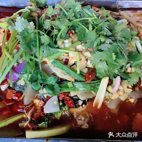 明记石锅鱼烤活鱼(龙湖店)