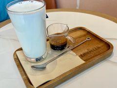 -LAVAZZA拉瓦萨咖啡(仁恒梦中心店)