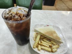 牛油多士-露莎餐厅(得胜沙店)
