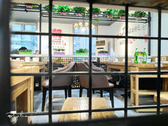 大堂-珍巴奴毛肚牛肉小火锅(四惠店)