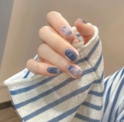 -悦指间美甲美睫